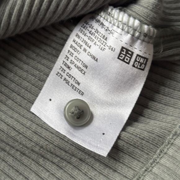 UNIQLO Ribbed Henley Cropped Tank Top Olive Green Scoop Neck Size M - Picture 5 of 5